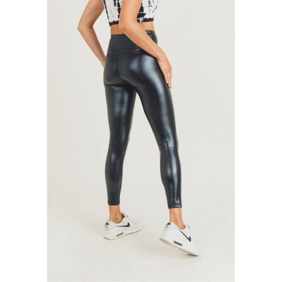 Glossy Liquid Highwaist Leggings - Picture 3 of 7